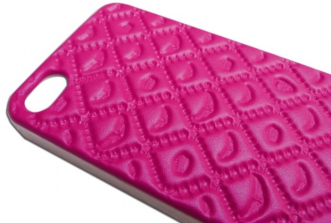 COQUE EMBOSSAGE 3D