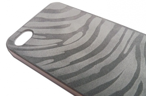 COQUE EMBOSSAGE 3D SUR FEUTRINE